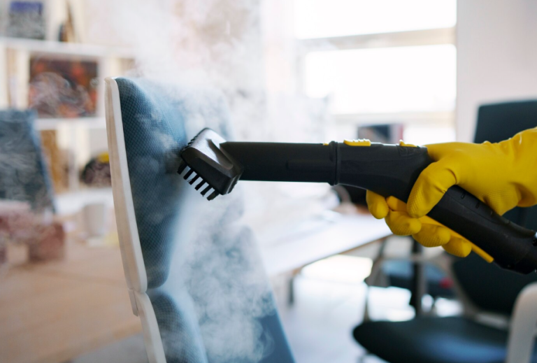 vapeur sur chaise